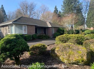 810 NE Grant St, Hillsboro, OR