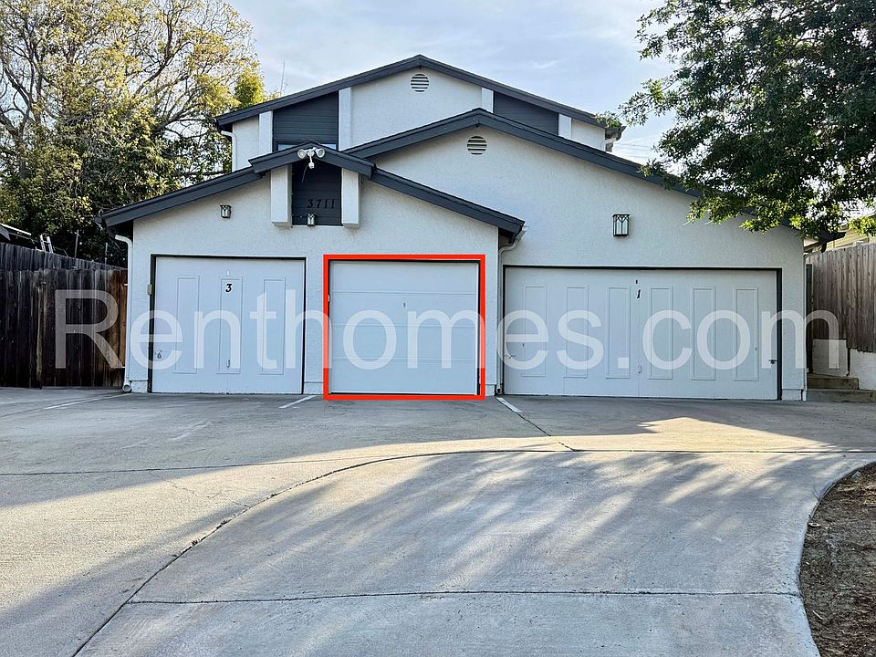 1st image of 3711 Louisiana St Unit 2