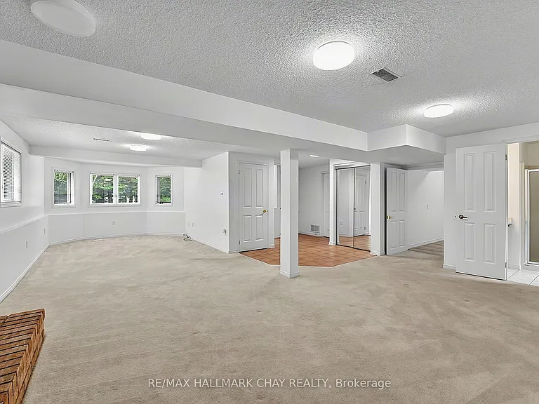1091 Fox Farm Rd — Photo 12