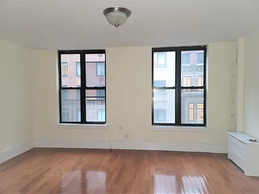 Rented by OGI Management | media 13