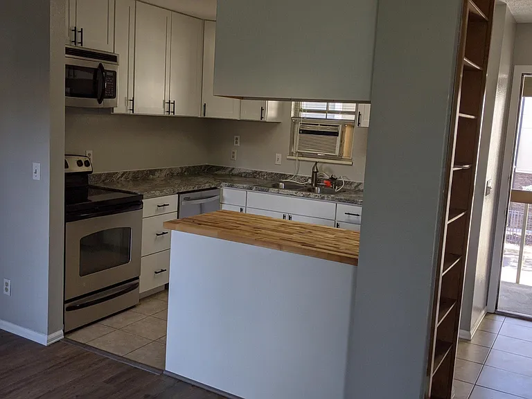 720 City Park Ave #B233 — Photo 3