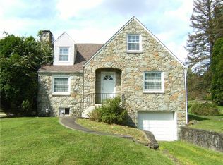 1121 Clifton Rd, Bethel Park, PA 15102