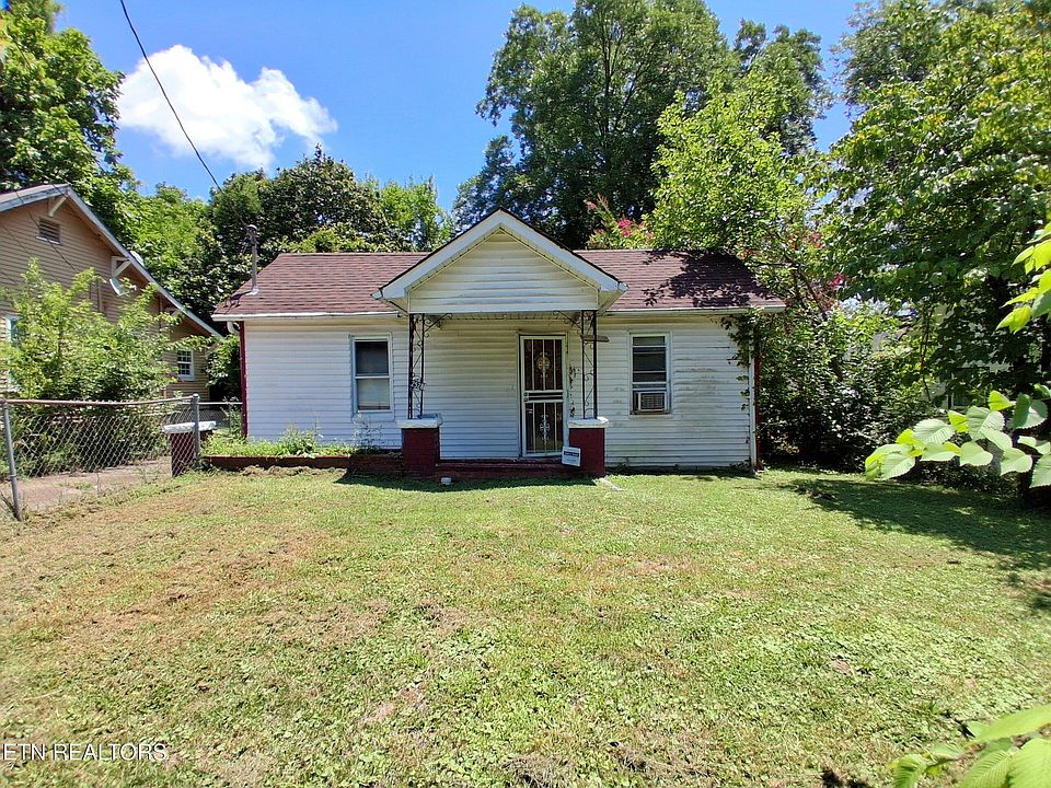 1st image of 2528 Selma Ave