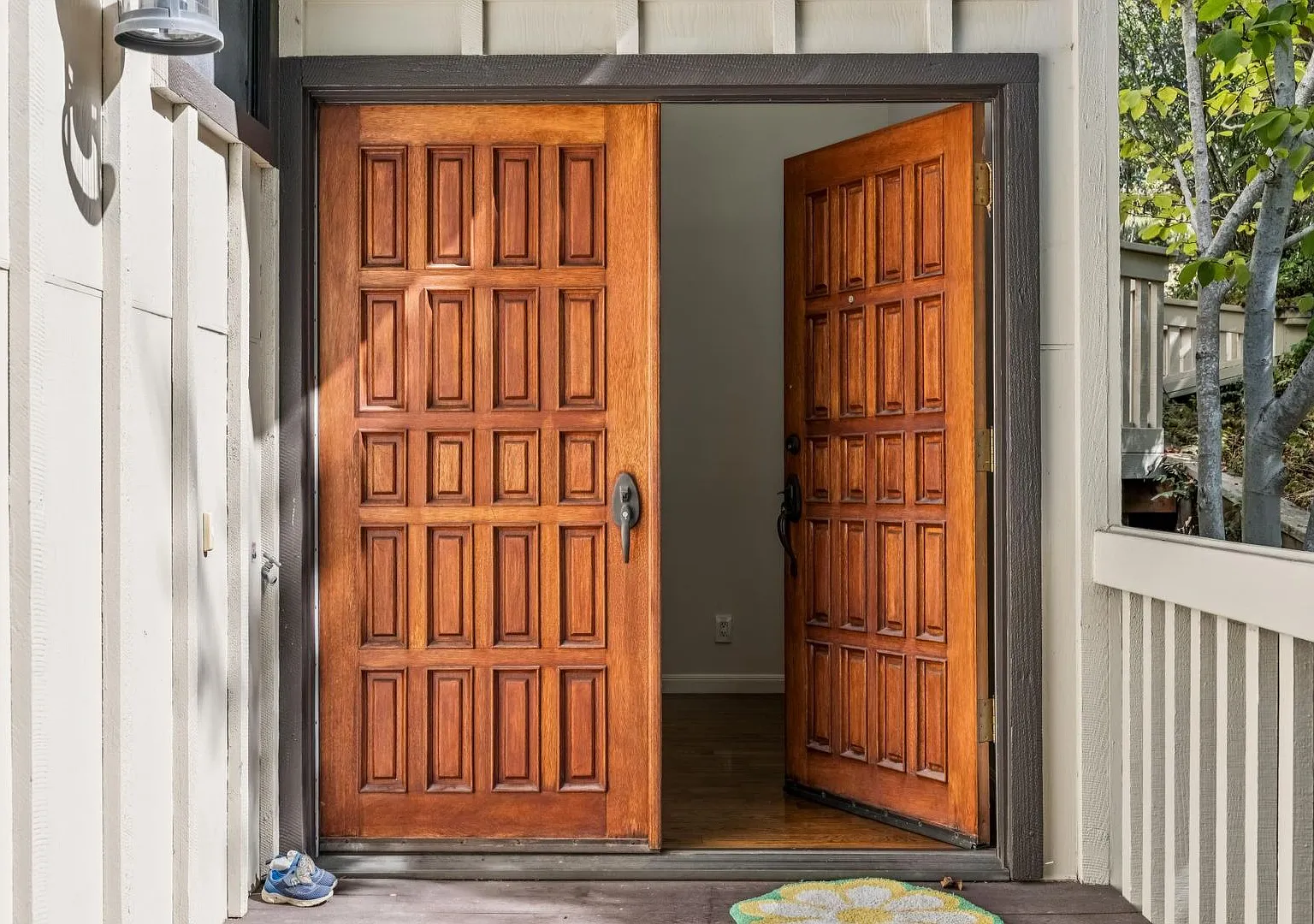 Spacious Sharon Heights Townhome with Exceptional Indoor-Outdoor Living — Photo 3