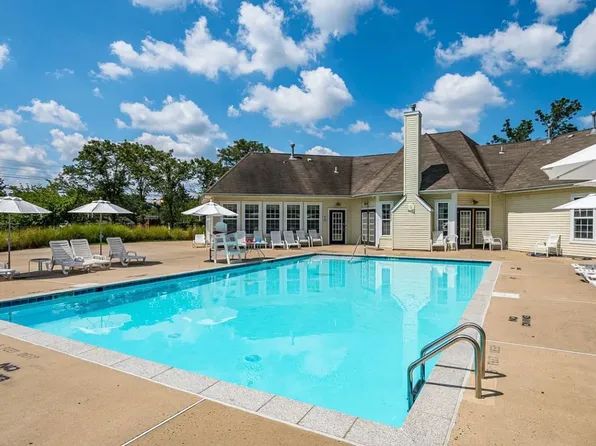 105 Margaret Ct, South Plainfield, NJ 07080