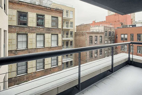 Rented by Warburg | media 14