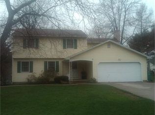 1522 Drake Dr, Erie, PA 16505