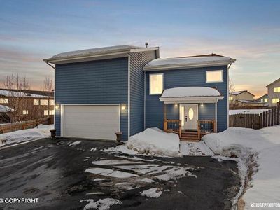 5976 Muirwood Dr, Anchorage, AK, 99502