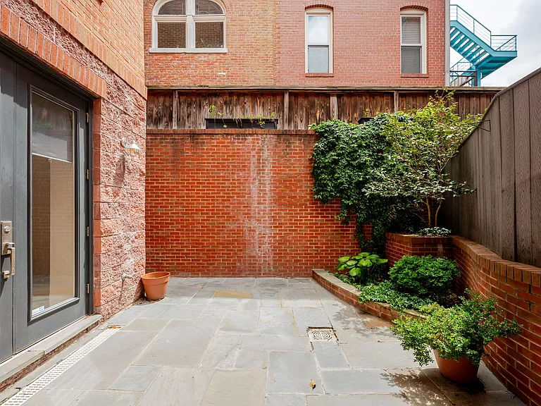 444 M St NW #1 — Photo 18