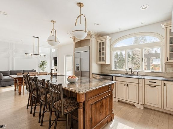 5th image of 12 Quail Run