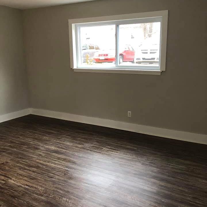 1st image of 15116 Bellaire Ave