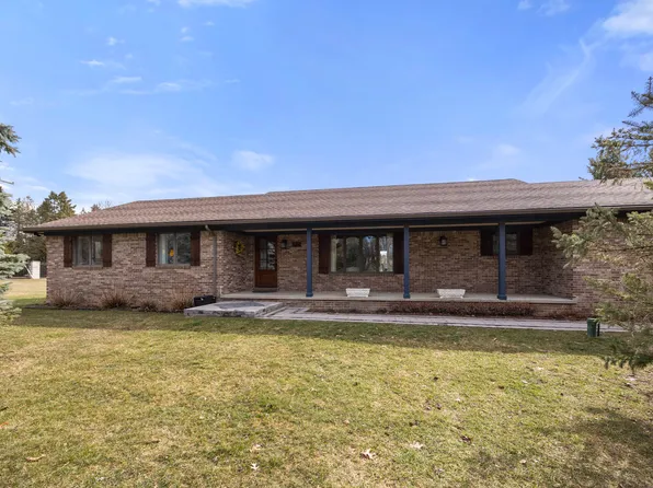 1125 E Gunn Rd, Rochester, MI 48306