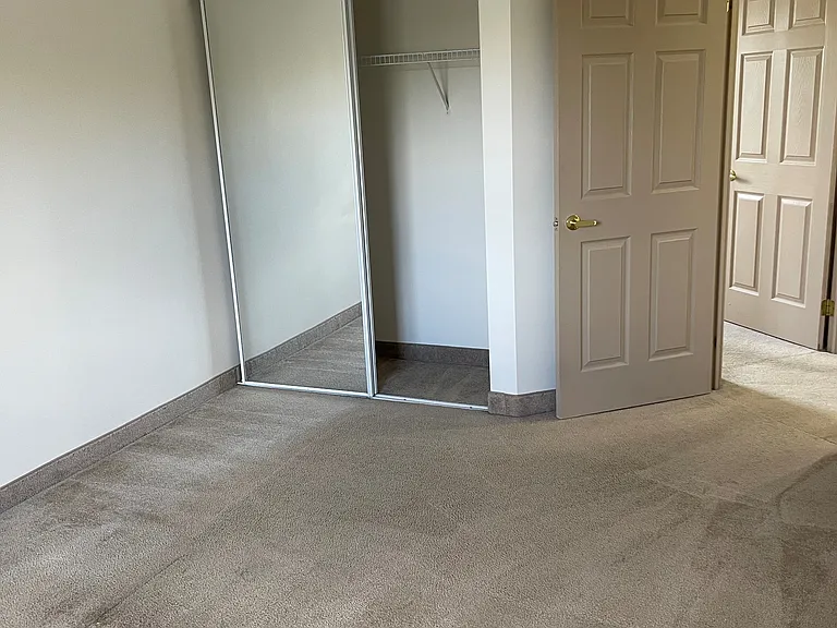 736 Old Albert St — Photo 13