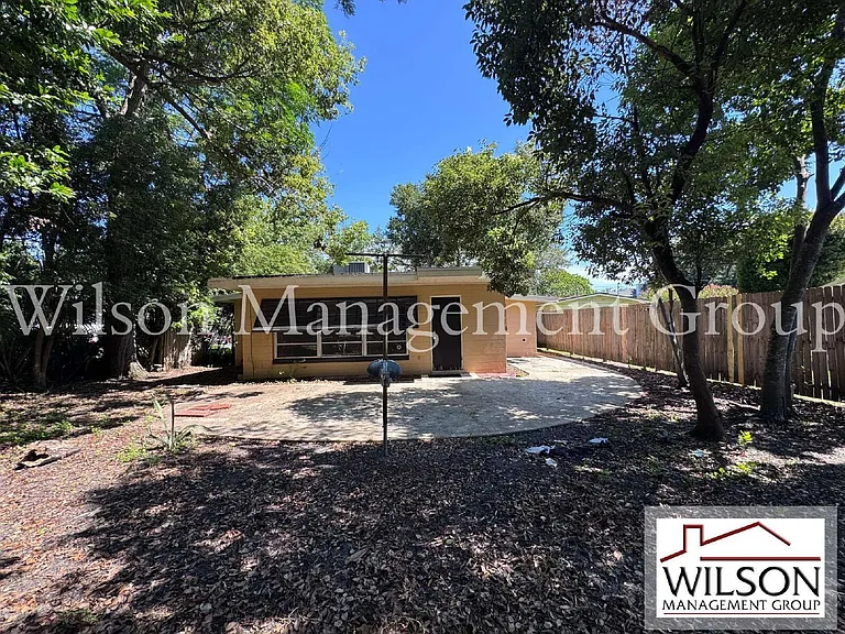 516 W Winter Park St — Photo 3