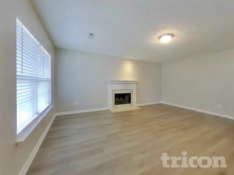 3001 Deer Trail Dr — Photo 5