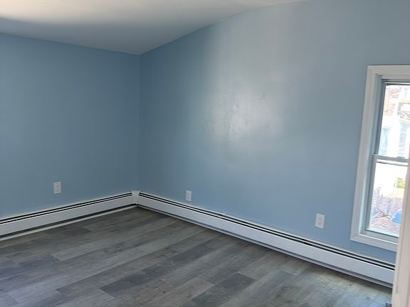 2nd image of 65 Admiral St #3