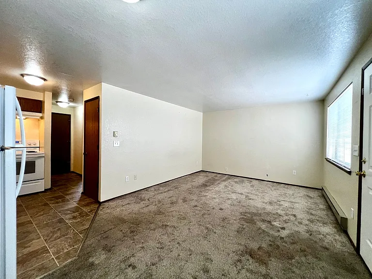 1316 Garfield Ave — Photo 5