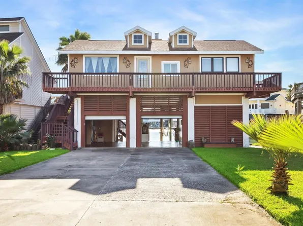 410 Isles End Rd, Tiki Island, TX 77554