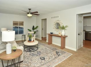 2 Laura Hill Rd, Saint Peters, MO 63376