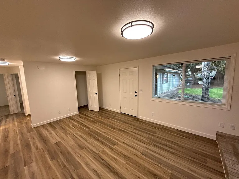 4435 Campbell Dr SE — Photo 5