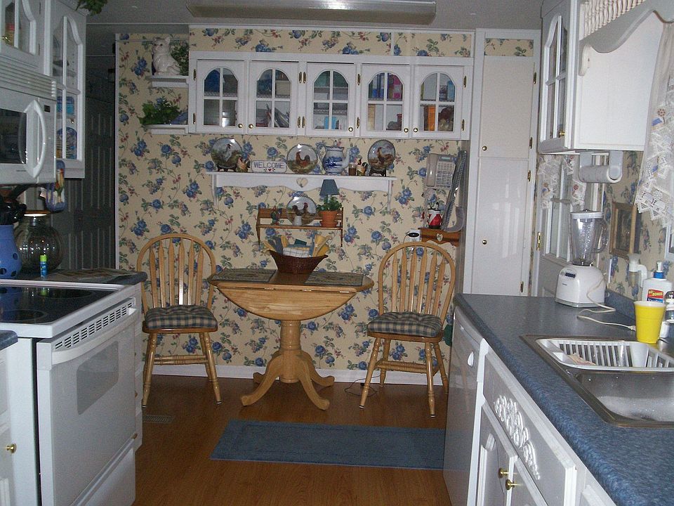2nd image of 570 57th Ave W Lot 117