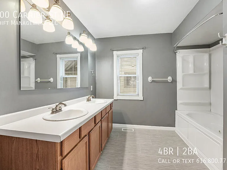 400 Carrier St NE — Photo 8