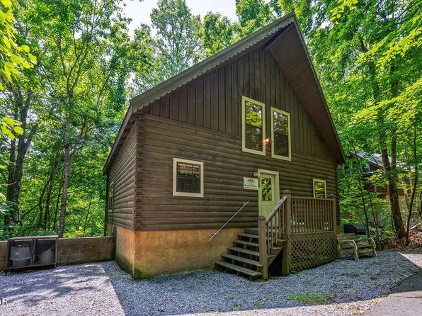 528 Wildwood Forest Way, Sevierville, TN 37876