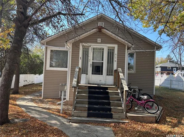 476 4th AVENUE NW, Swift Current, SK S9H 0V3