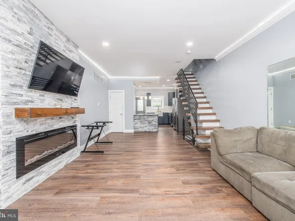 2413 S Carlisle St, Philadelphia, PA 19145