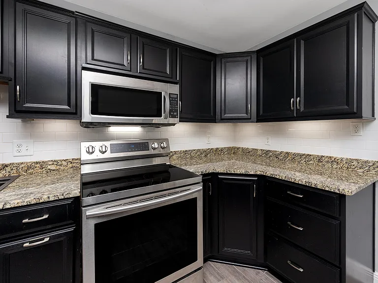 4514 S Shamrock Rd — Photo 32