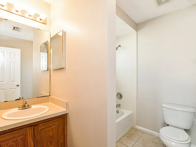 1371 Summerbrook Dr — Photo 10