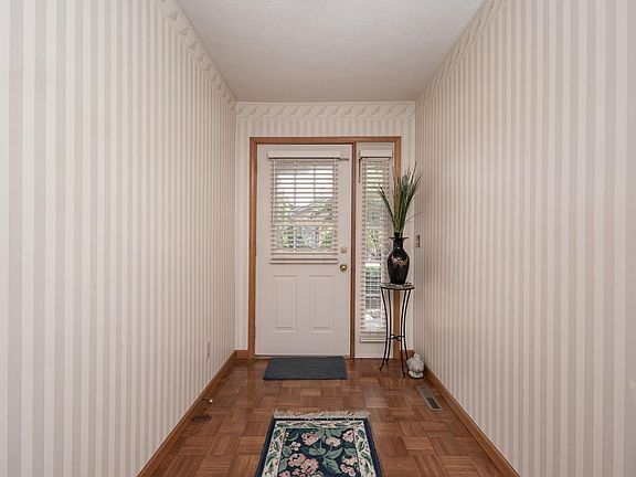 5th image of 2519 E 51st St