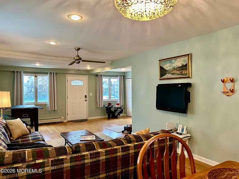 67 Snug Harbor Ave — Photo 9