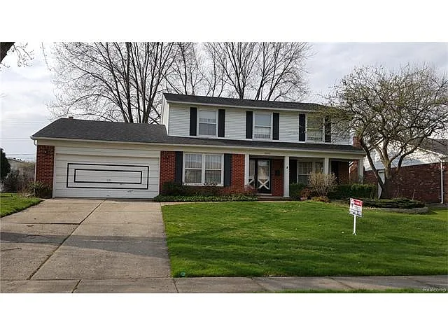 26242 Meadowbrook Way photo 1