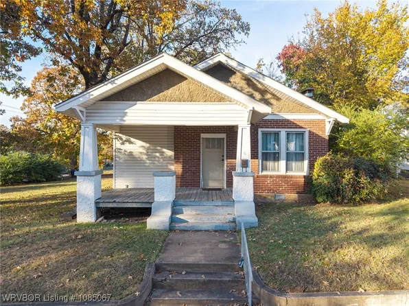 1907 S R St, Fort Smith, AR 72901