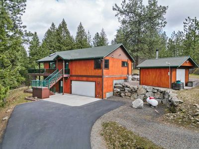 11808 N West Newman Lake Dr, Newman Lake, WA, 99025