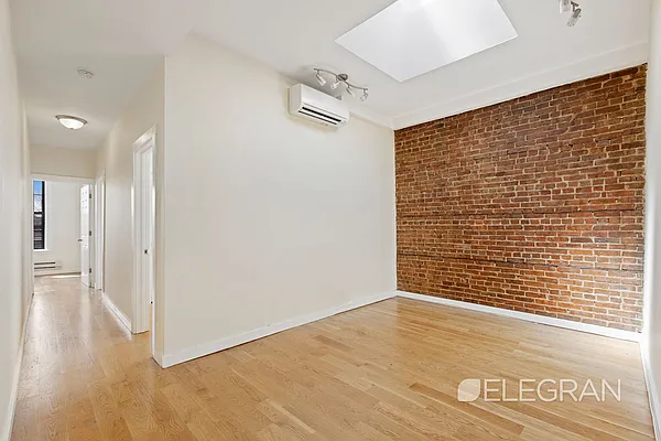 Rented by (Legacy) Elegran | media 17