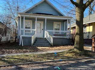 1209 Glenn St, Lansing, MI 48915