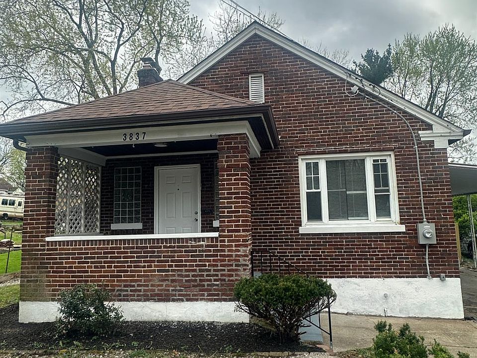 1st image of 3837 Iona Ave