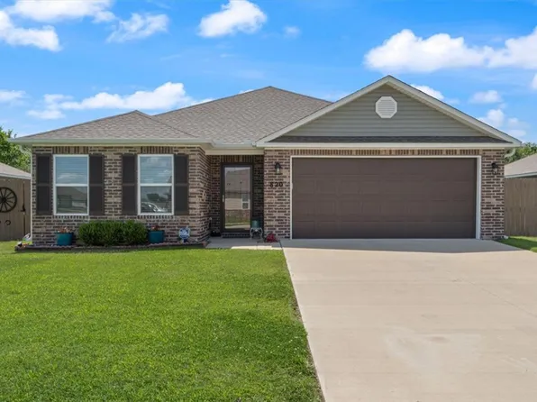 820 S Excelsior Dr, Siloam Springs, AR 72761