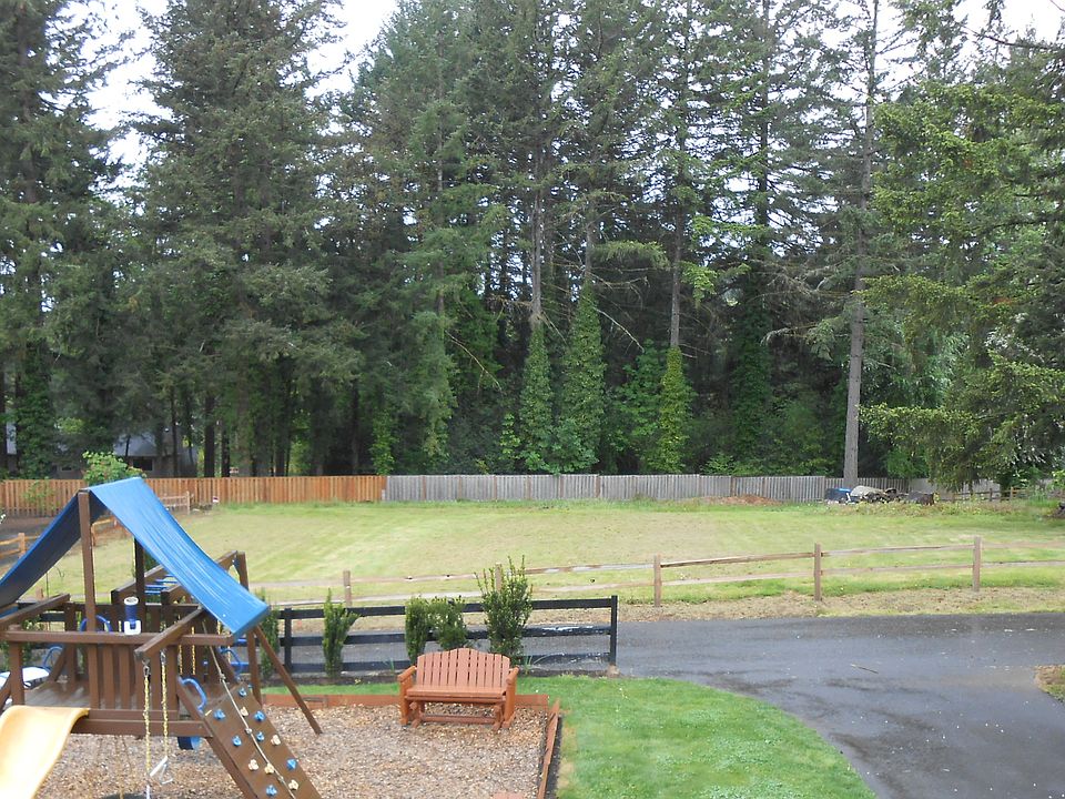 2nd image of 13783 Cameo Ct