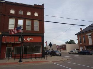 123 S 6th St, Marshall, IL 62441