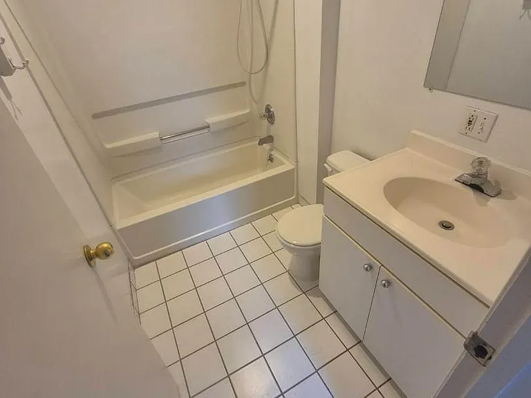Unit Photo