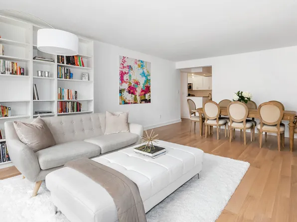 402 East 90th Street image 1 of 10