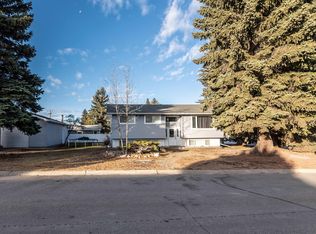 26 Dorchester Rd, Spruce Grove, AB T7X 2B1