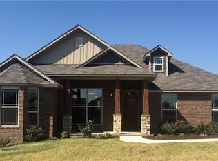 951 Piper St, Cave Springs, AR 72718