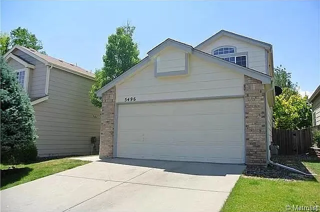 3 bed, 2517 sqft, $3,300 — Photo 2