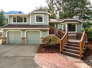 43327 SE 77th St, Snoqualmie, WA 98065