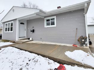 29 Ash St, Carpentersville, IL