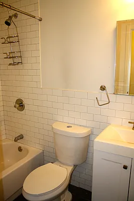 Rented by Highline Residential | media 32